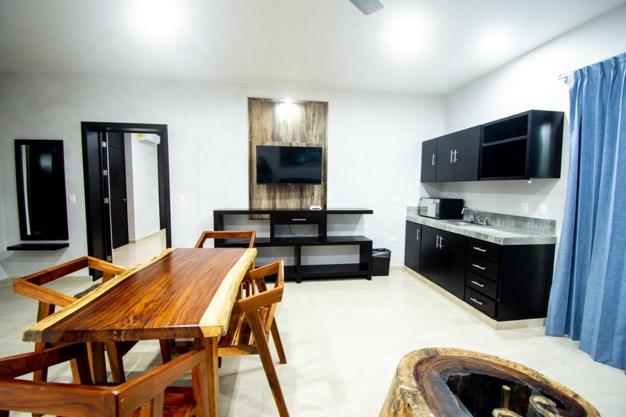 Hotel Casa Tortuga Tulum - Cenotes Park Inclusive מראה חיצוני תמונה A typical apartment at the hotel
