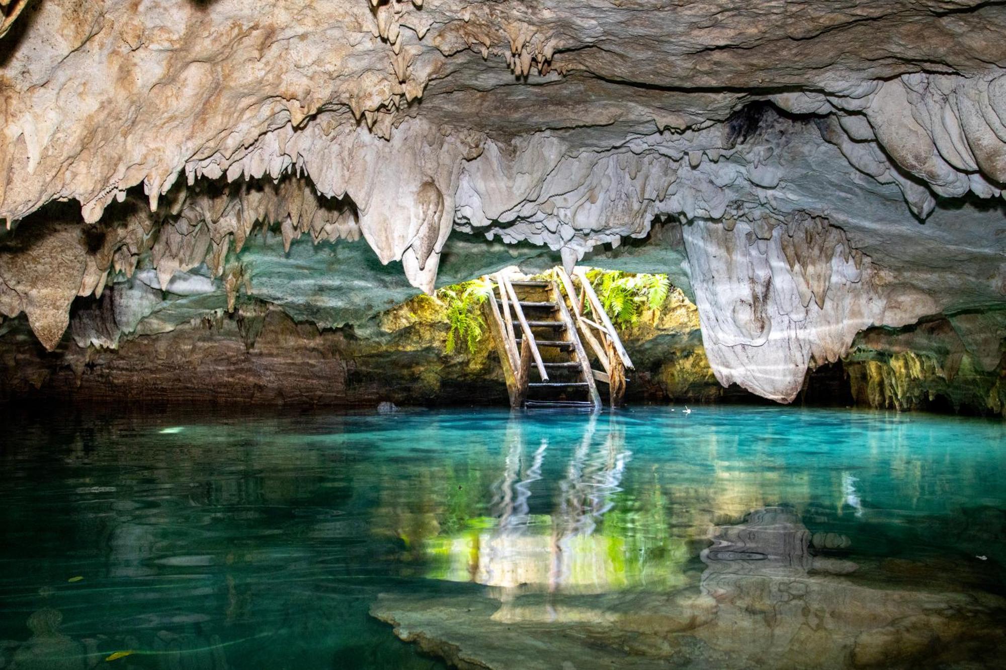 Hotel Casa Tortuga Tulum - Cenotes Park Inclusive מראה חיצוני תמונה Cenote in Yucatán
